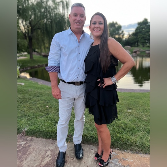 Meet your Posher, Valerie - Picture 2 of 2